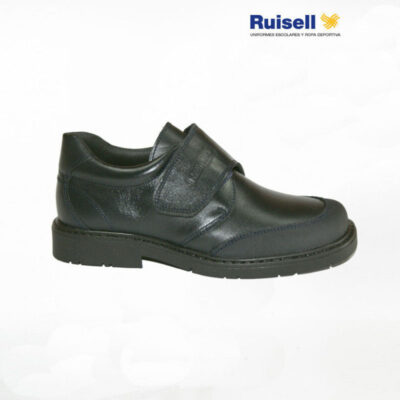 Zapato chico. Con refuerzo en la puntera. Fabricados en Villena (Alicante)